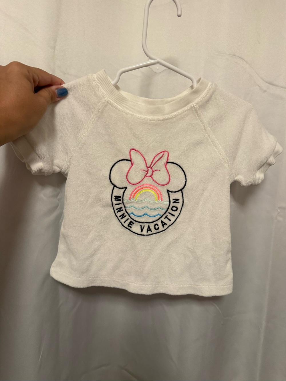 GAP White Minnie Vacation Tee with Pink Bow